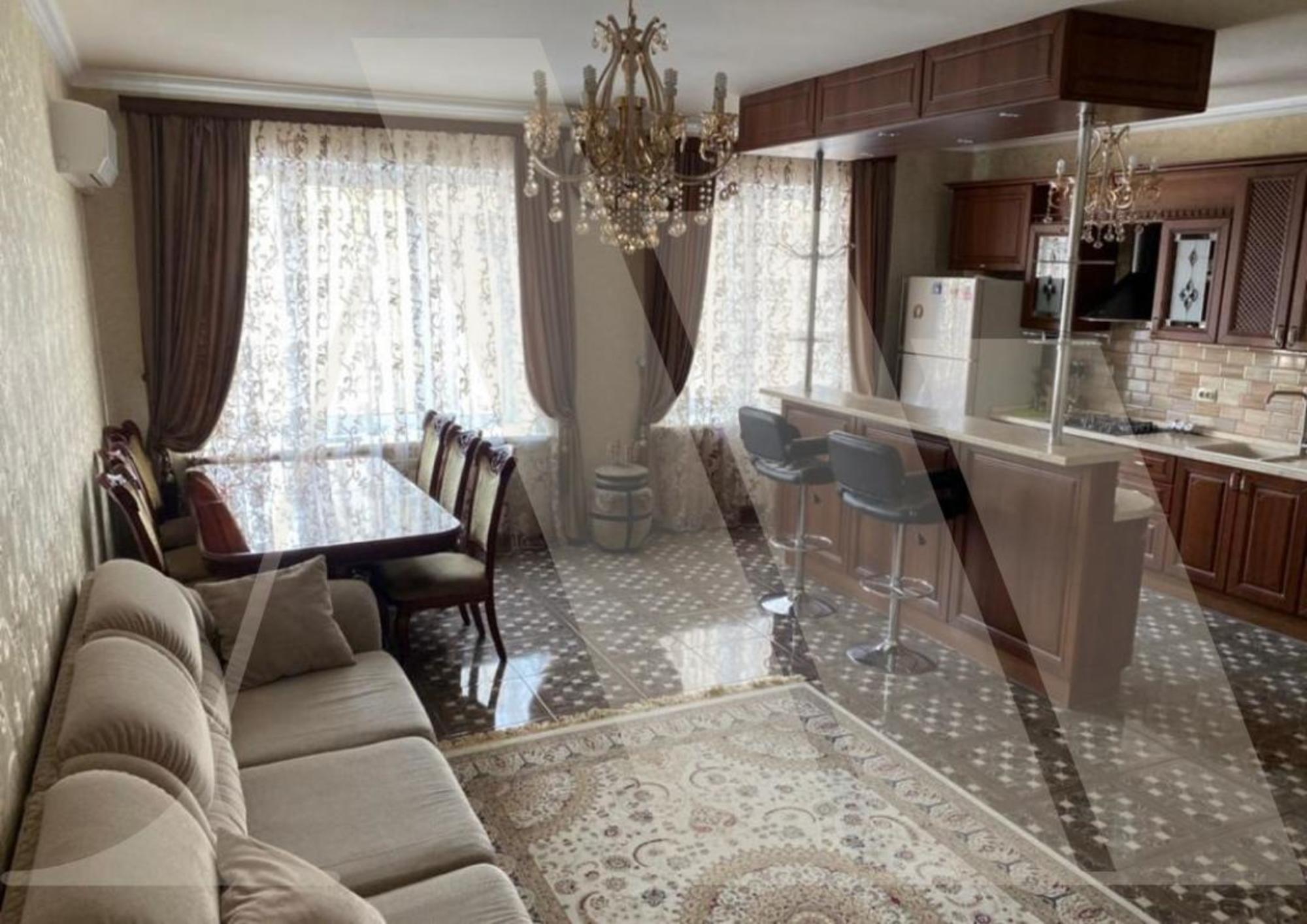 Купить квартиру за 15 400 000 рублей на Тютчева, 2