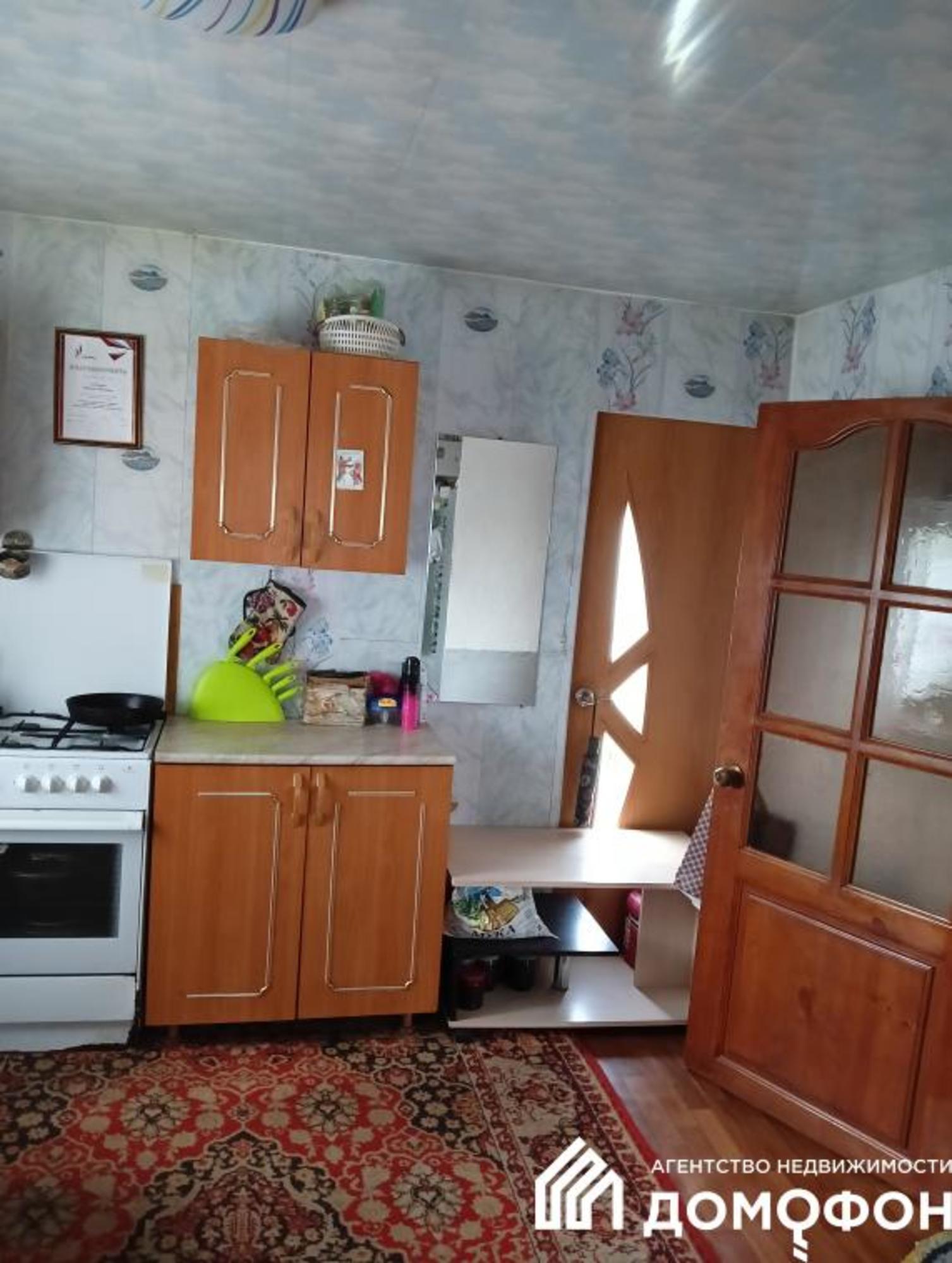 Купить дачу, дом, коттедж за 2 200 000 рублей на СНТ Нефтяник, 831