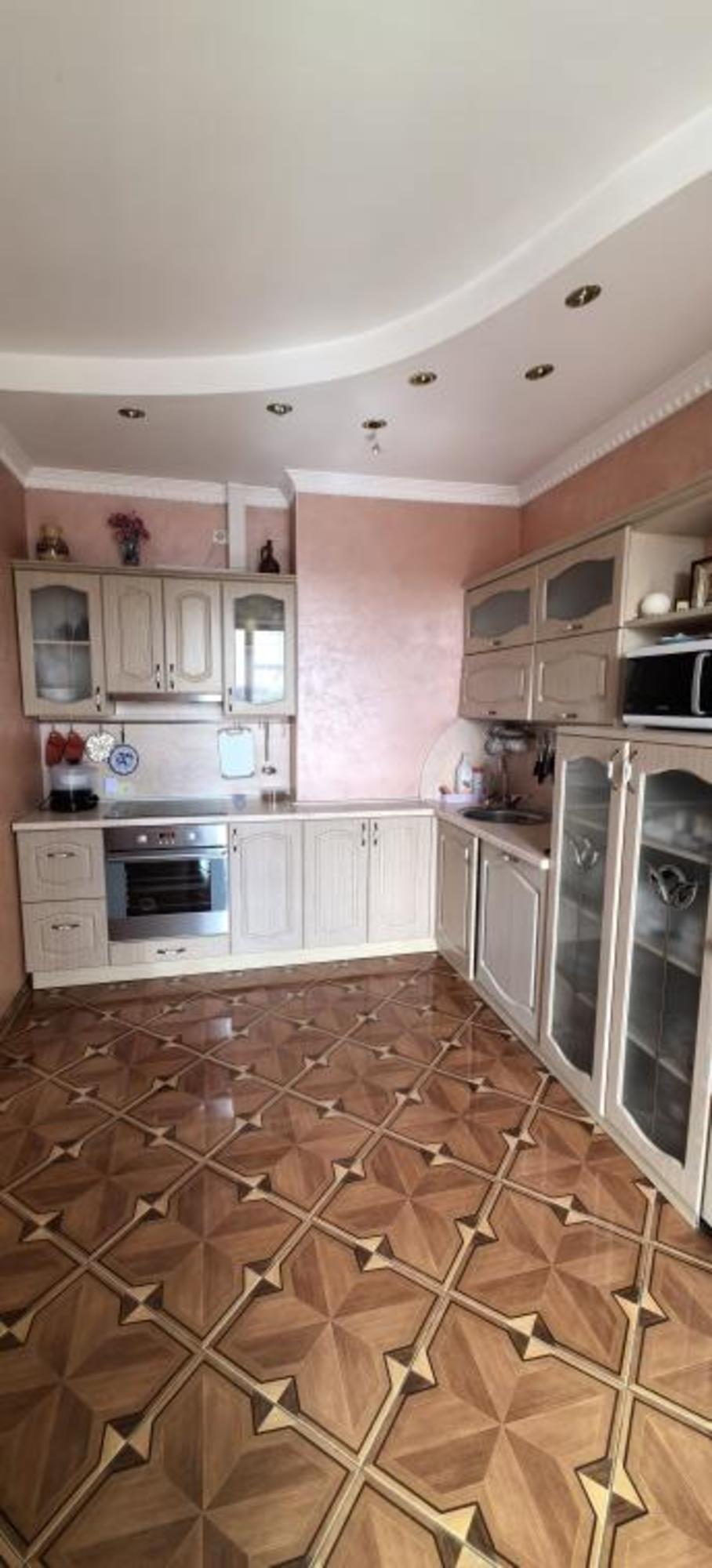 Купить квартиру за 11 200 000 рублей на Волховстроя, 94