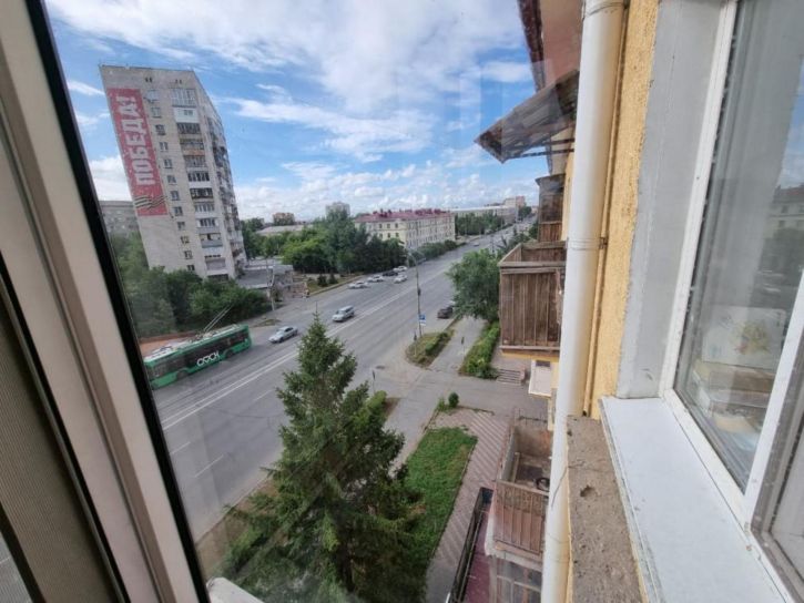 2-комн квартира Карла Маркса проспект, 85
