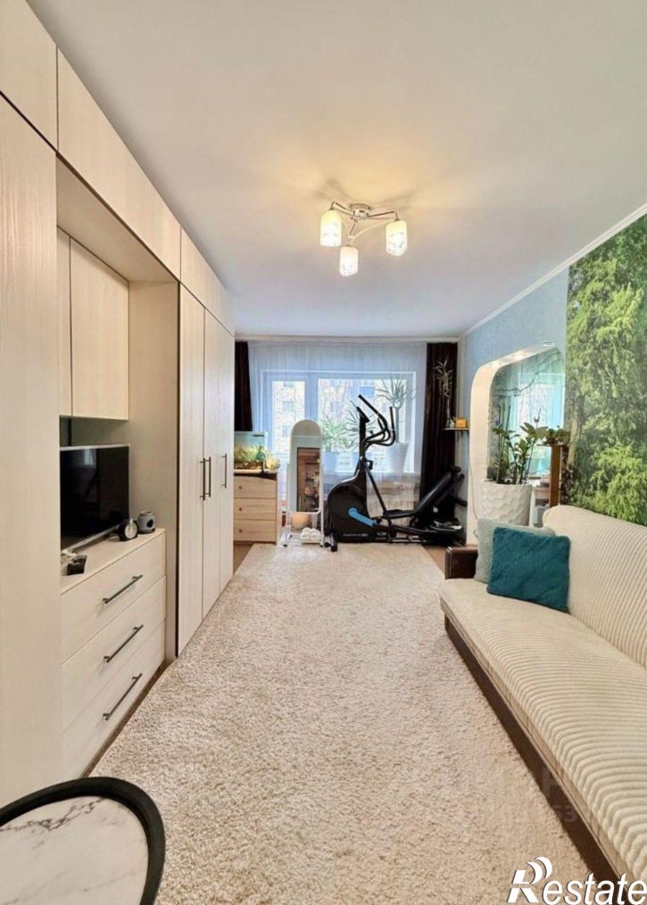 3-комн квартира улица Багратиона, 11Б,  д. 11Б