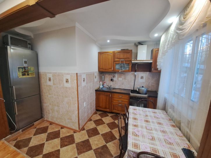 3-комн квартира ул Труда, 3