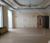 офис 1000 кв м, этаж 3/3 Гагарина улица,36