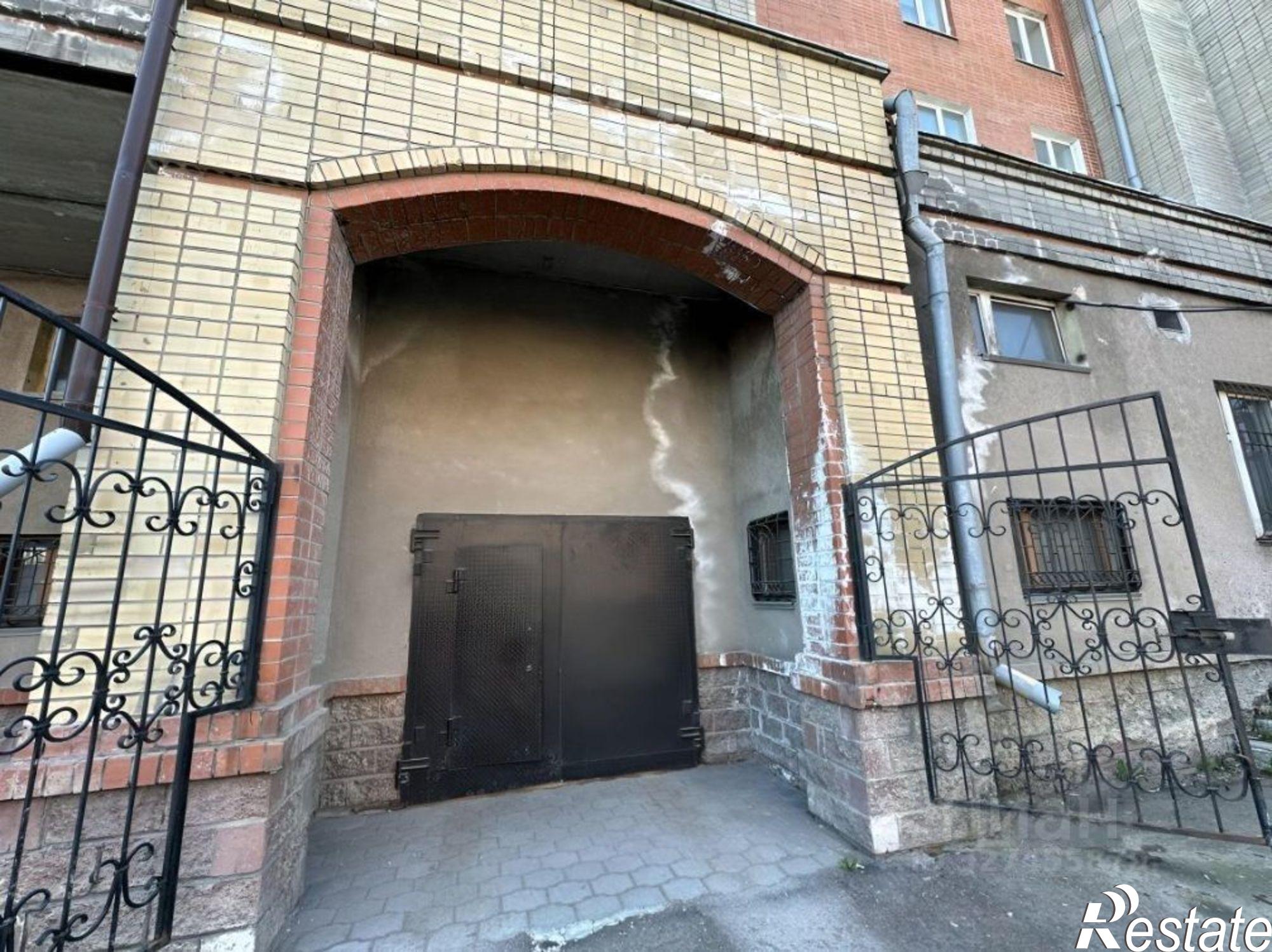 Купить гараж, место в паркинге за 11 511 900 рублей на ул Маршала Жукова, 77