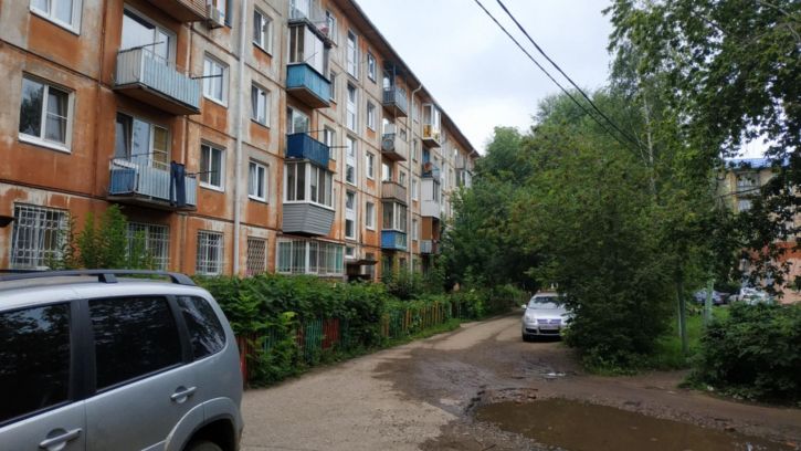 2-комн квартира ул Челюскинцев 4-я, 113