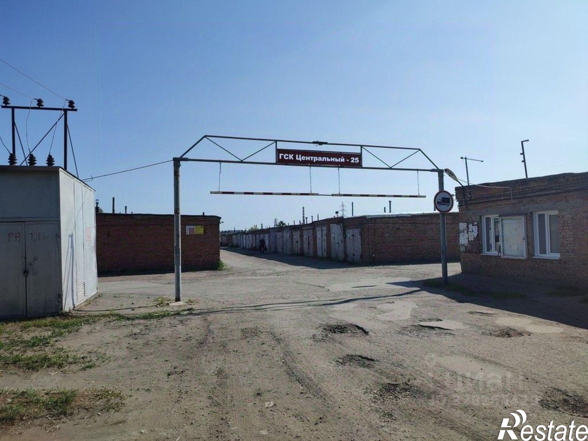 Купить гараж, место в паркинге за 380 000 рублей на ул Завертяева, 18