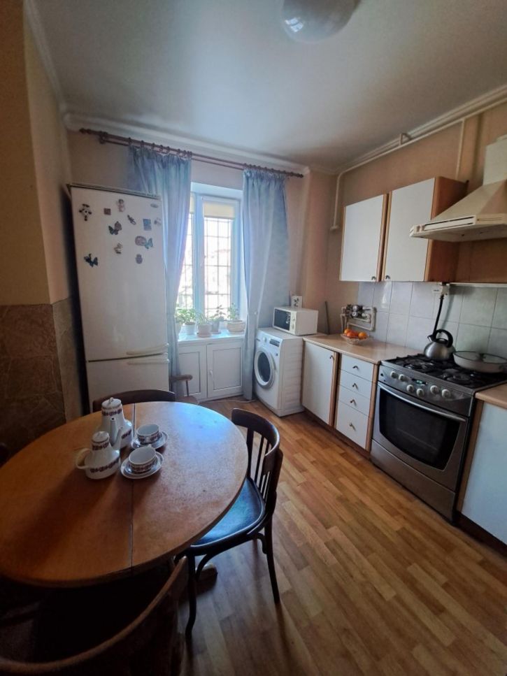 3-комн квартира пр-кт Культуры, 17