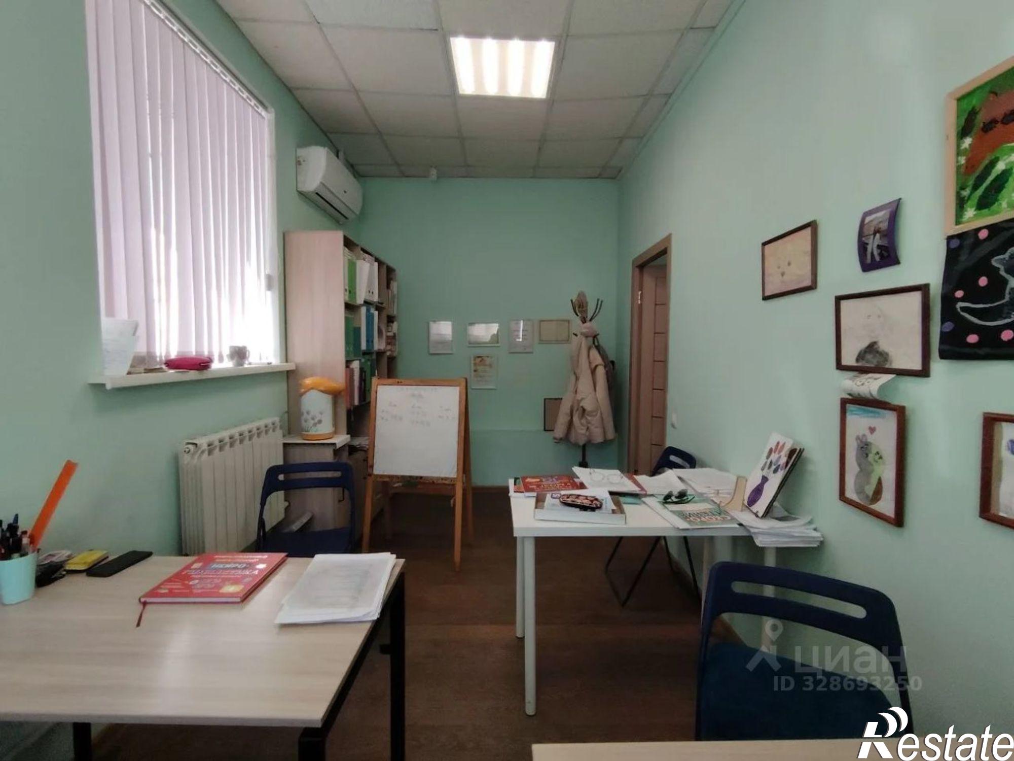 Сдать офис, помещение под офис за 30 505 рублей на проспект Карла Маркса, 10А