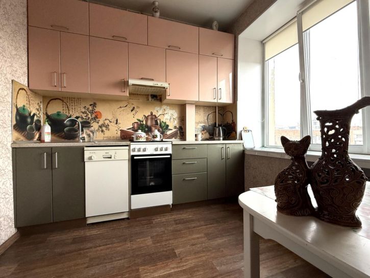 3-комн квартира ул Красный Путь, 28
