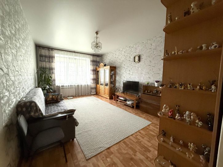 3-комн квартира ул Красный Путь, 28