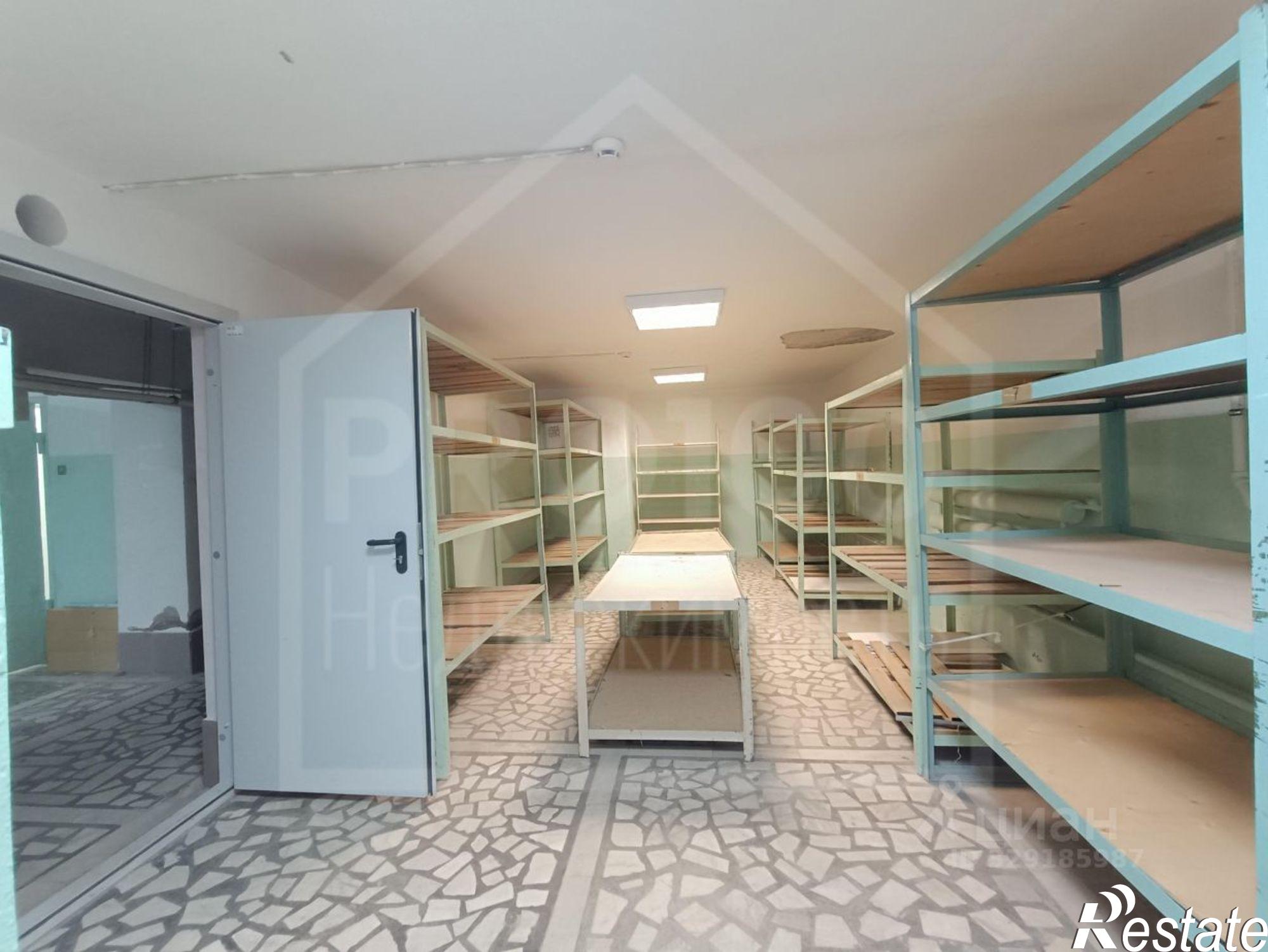Купить складское помещение за 550 000 рублей на улица Ленина