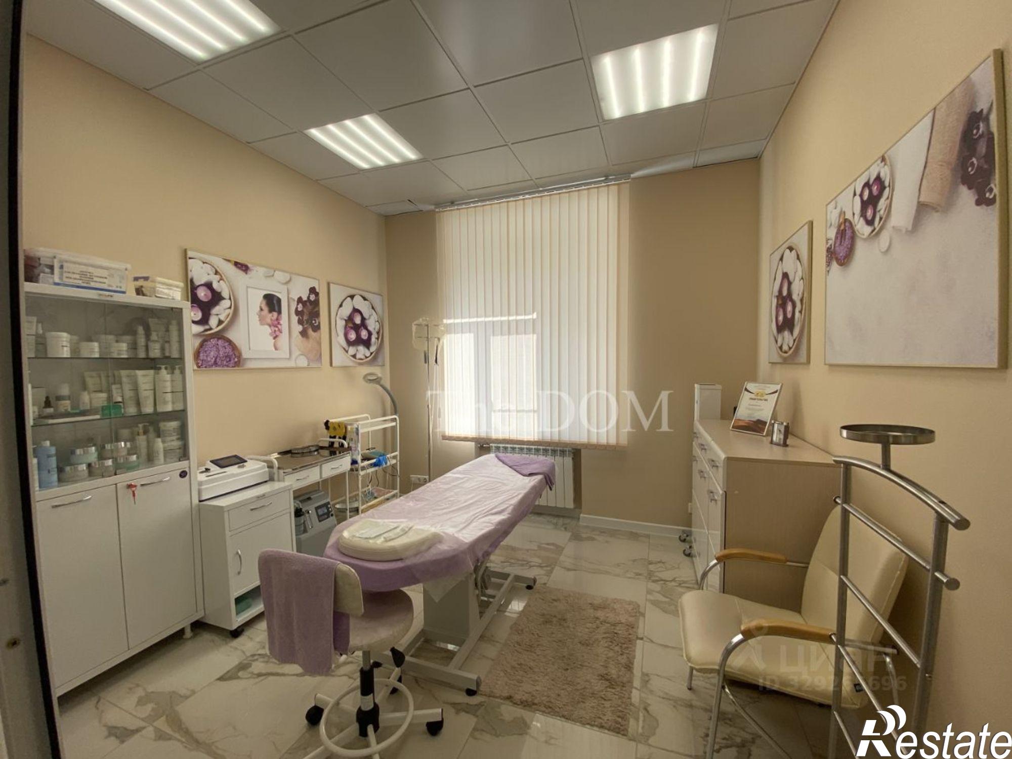 Купить офис, помещение под офис за 11 884 500 рублей на пр-кт Культуры, 3