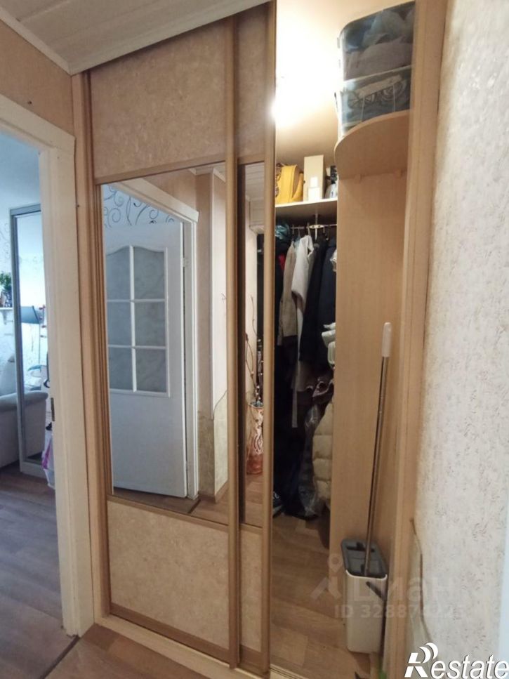 3-комн квартира улица Бархатовой, 3В,  д. 3В