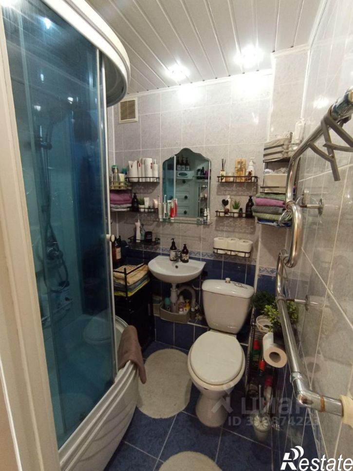 3-комн квартира улица Бархатовой, 3В,  д. 3В