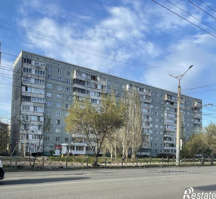 3-комн квартира улица Дианова, 24,  д. 24
