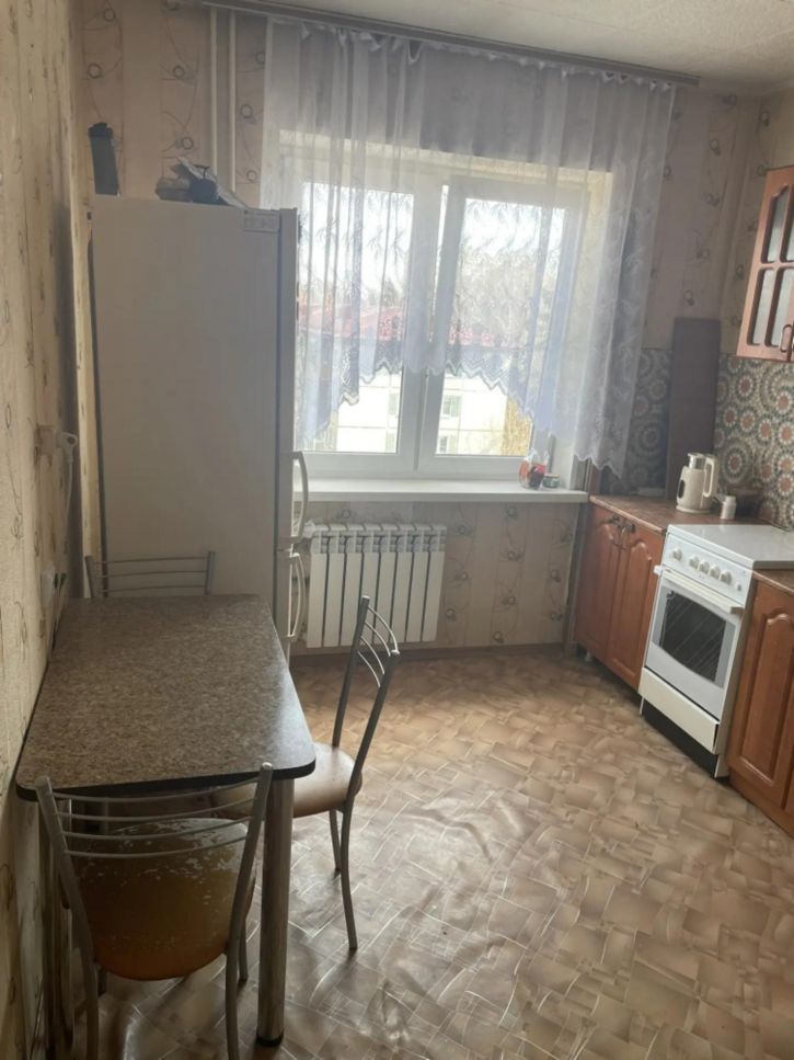 3-комн квартира ул Волгоградская, 14