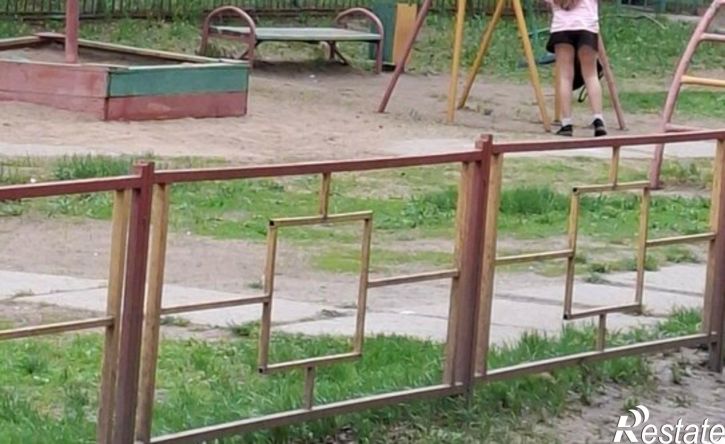 2-комн квартира ул Комкова, 2,  д. 2