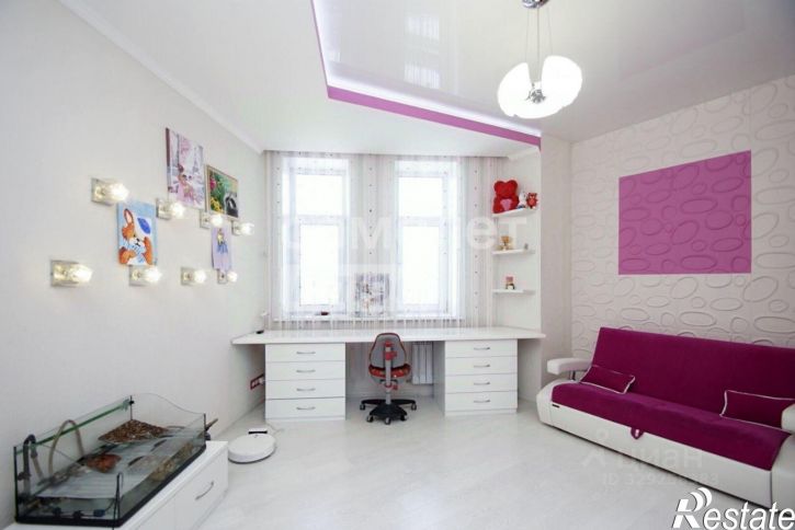 4-комн квартира улица Добровольского, 14,  д. 14