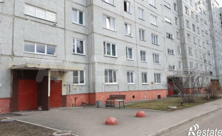 4-комн квартира 2-я Железнодорожная улица, 5,  д. 5