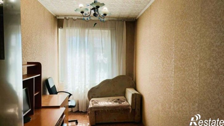2-комн квартира ул Дмитриева, 15/5,  д. 15/5