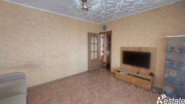 2-комн квартира ул Дмитриева, 15/5,  д. 15/5