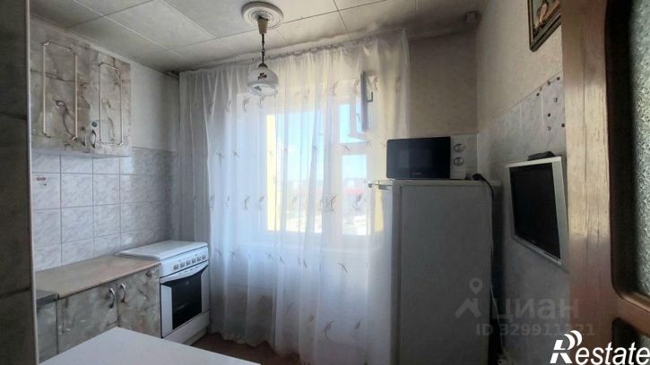 2-комн квартира ул Дмитриева, 15/5,  д. 15/5