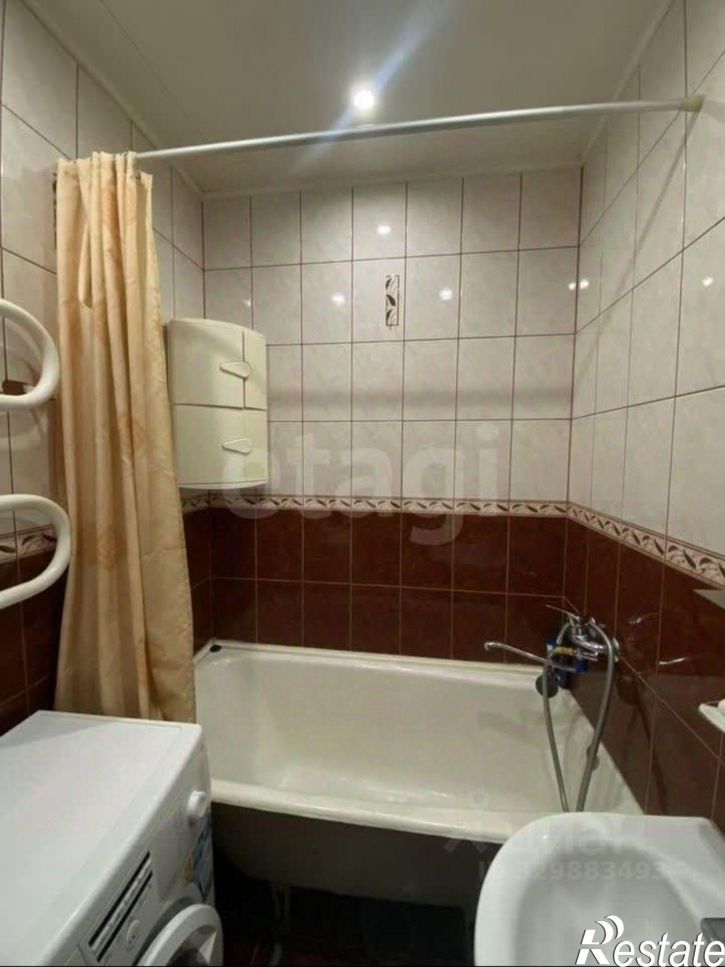 4-комн квартира ул Лисицкого, 9Б,  д. 9Б