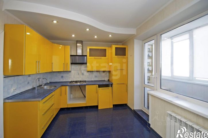 3-комн квартира ул Батумская, 38/2,  д. 38/2