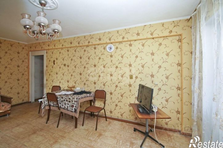 3-комн квартира ул 75 Гвардейской бригады, 7,  д. 7