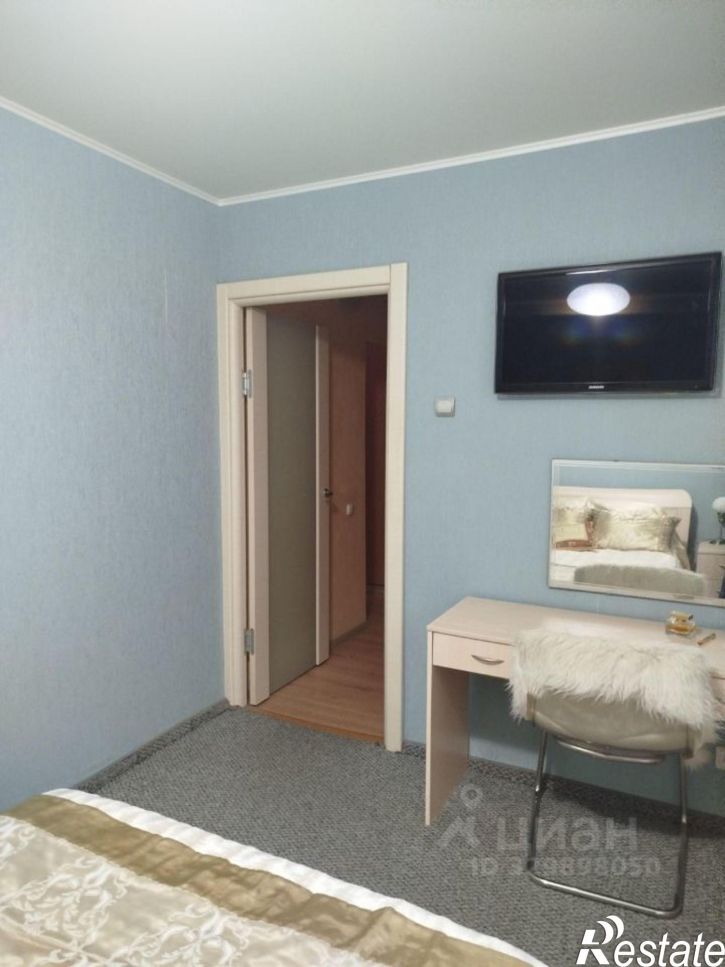 2-комн квартира ул 20 лет РККА, 208,  д. 208