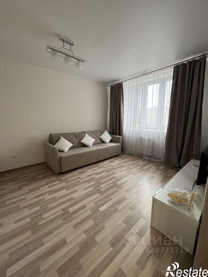 1-комн квартира ул Б.Г.Шаронова, 19,  д. 19