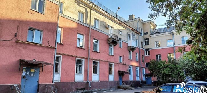 3-комн квартира ул 11-я Линия, 185,  д. 185