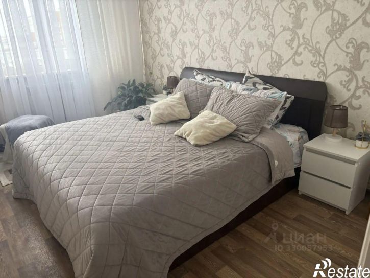 3-комн квартира ул 70 лет Октября, 13/2,  д. 13/2