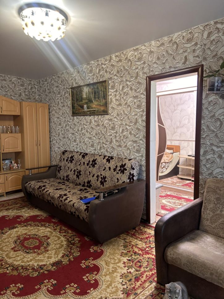 2-комн квартира ул Самарская 1-я, 5