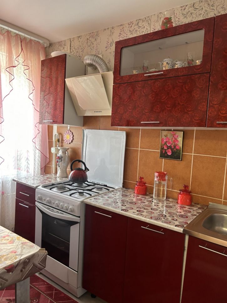 2-комн квартира ул Самарская 1-я, 5