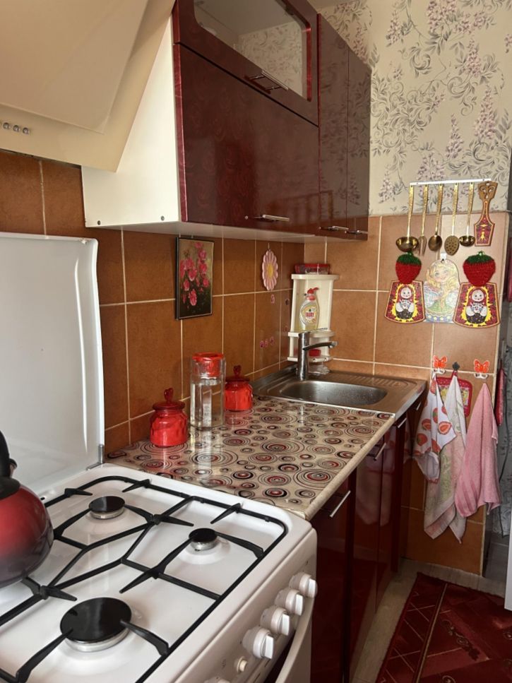 2-комн квартира ул Самарская 1-я, 5