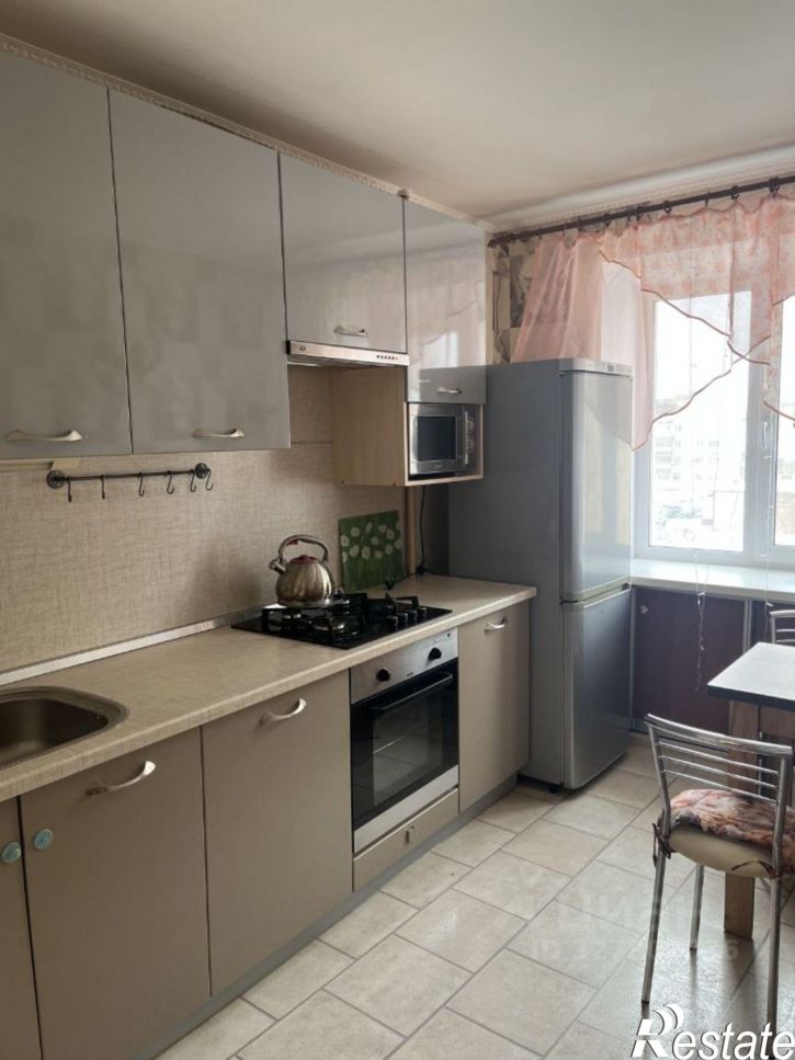 3-комн квартира ул Новокирпичная, 5,  д. 5