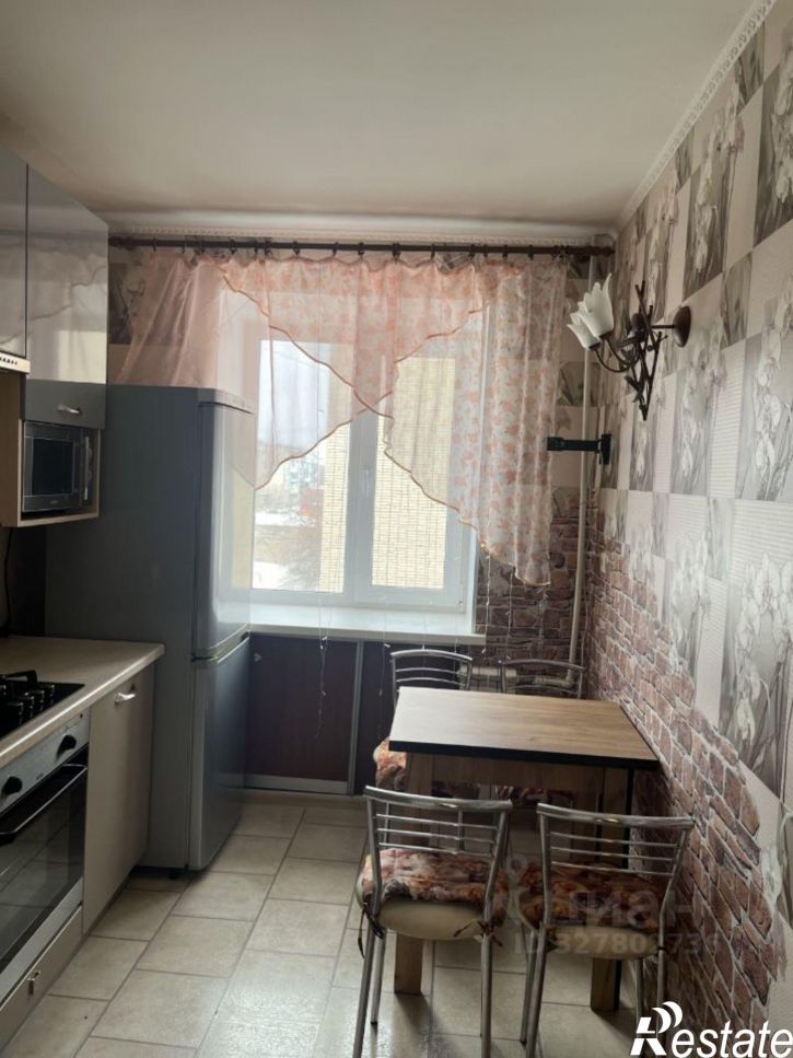 3-комн квартира ул Новокирпичная, 5,  д. 5