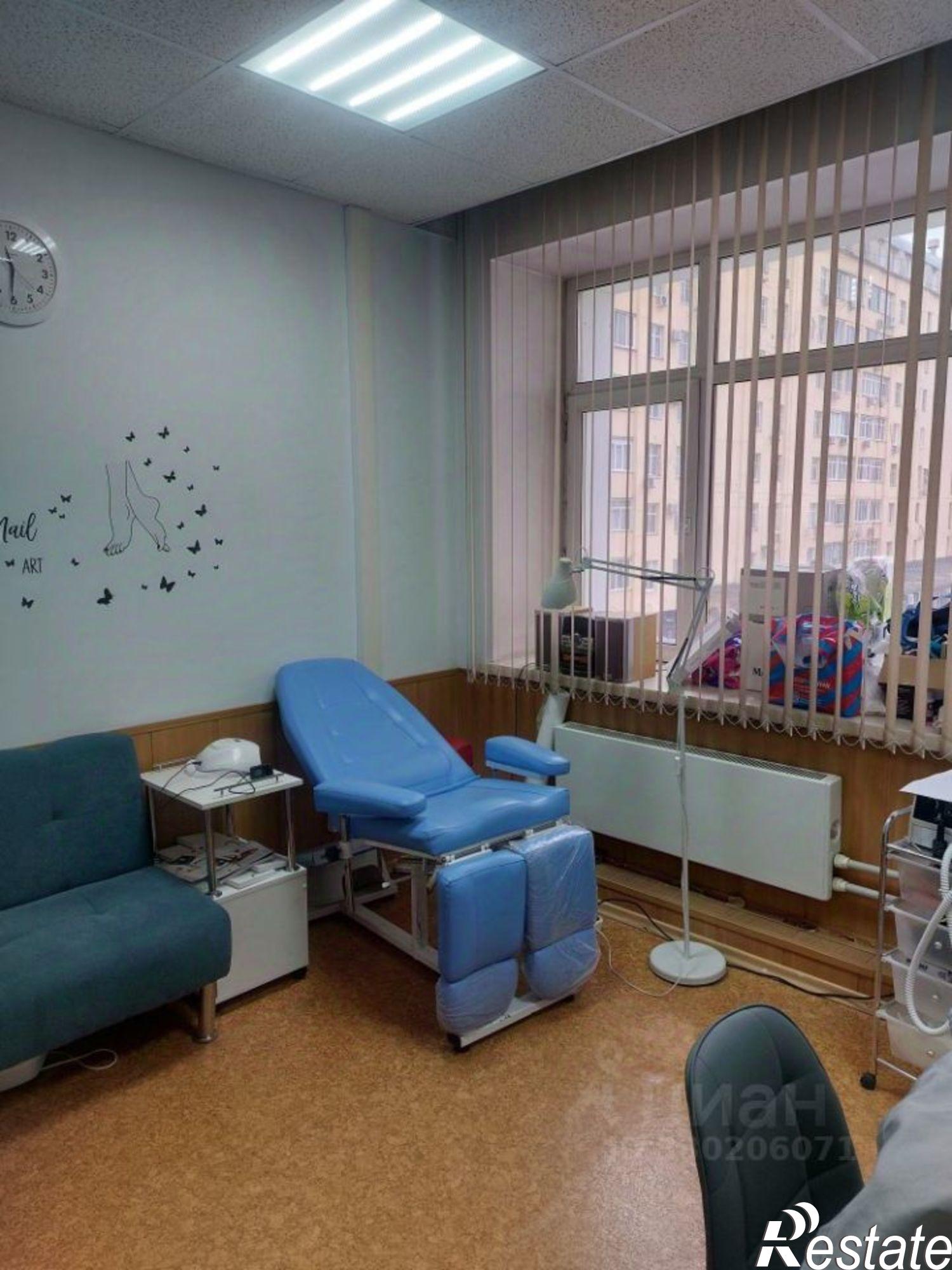 Сдать офис, помещение под офис за 800 рублей на ул Фрунзе, 54