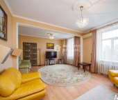 3-комн, 82кв м, этаж 4/5 Интернациональная улица, 35