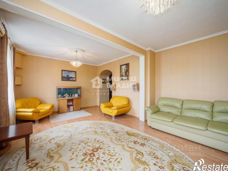 3-комн квартира Интернациональная улица, 35,  д. 35