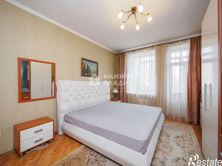 3-комн квартира Интернациональная улица, 35,  д. 35
