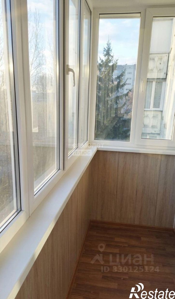 1-комн квартира пр-кт Комарова, 27,  д. 27