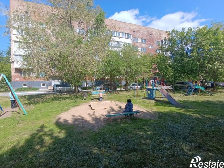 2-комн квартира 1-я Железнодорожная улица, 20,  д. 20