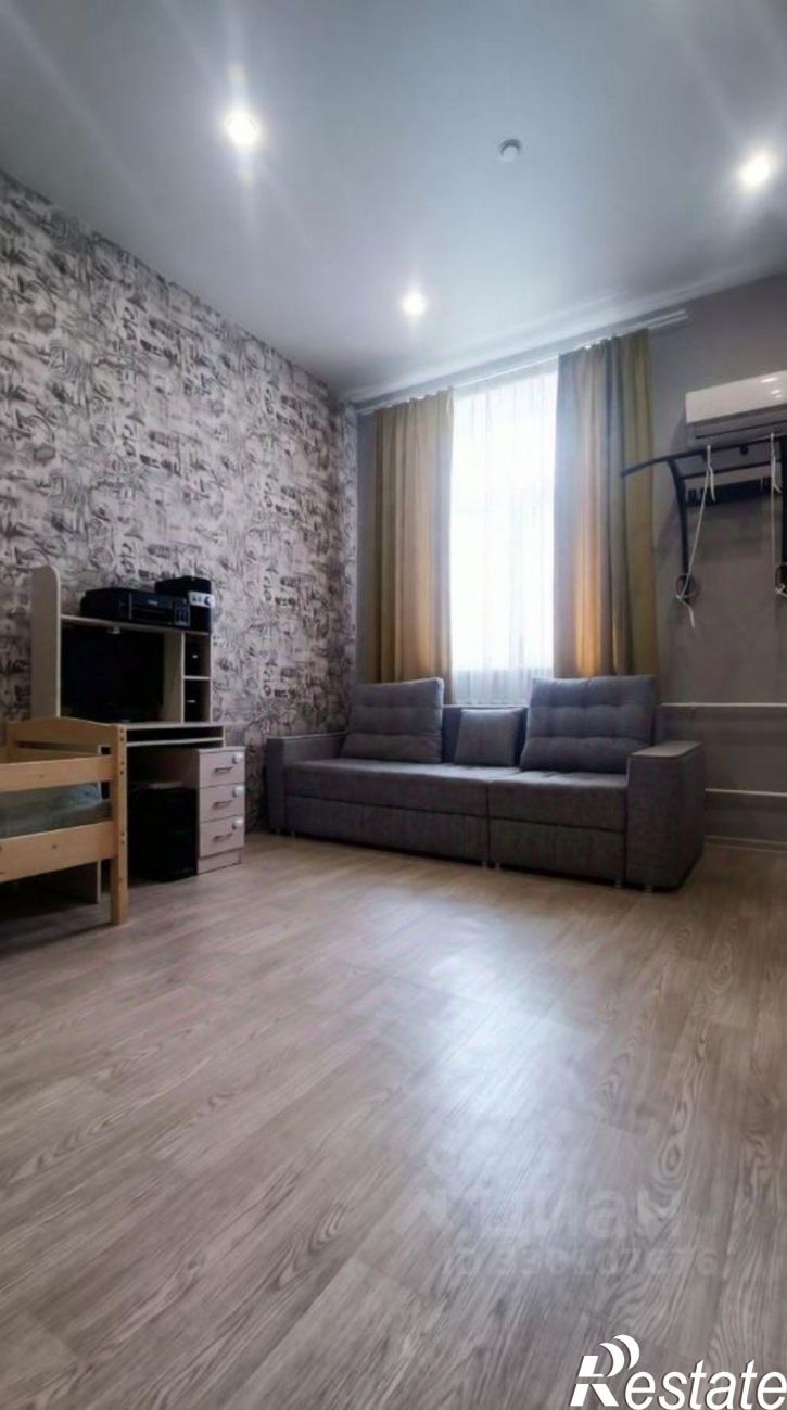 1-комн квартира ул Профинтерна, 10,  д. 10