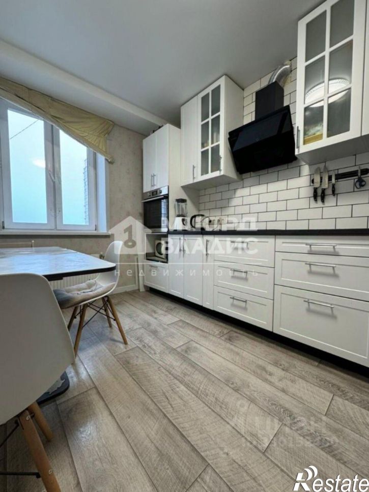 2-комн квартира б-р Архитекторов, 1Б,  д. 1Б