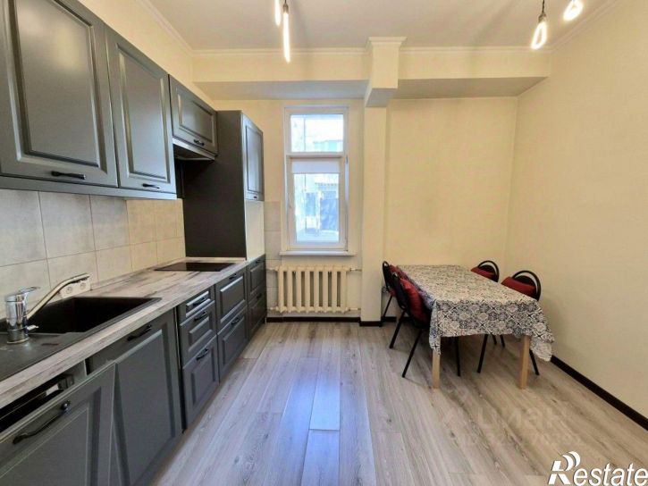 3-комн квартира Заозёрная улица, 13Б,  д. 13Б