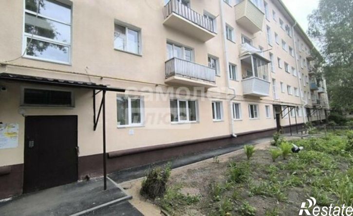 3-комн квартира ул Андрианова, 8,  д. 8