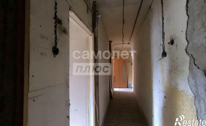3-комн квартира ул Андрианова, 8,  д. 8