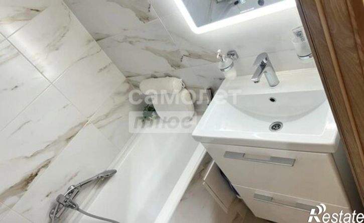 2-комн квартира ул Дмитриева, 6/1,  д. 6/1